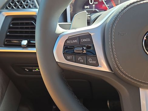 New 2026 BMW X5 xDrive40i w/ Executive Package image 21