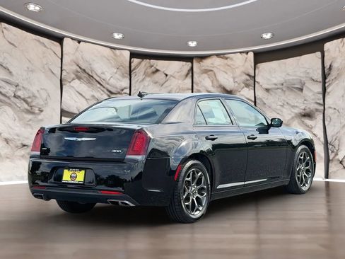 Used 2017 Chrysler 300 S w/ 300S Premium Group AWD/4WD image 5