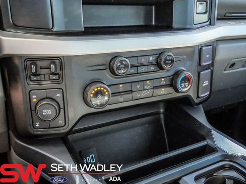 Used 2025 Ford F250 XLT w/ FX4 Off-Road Package image 31