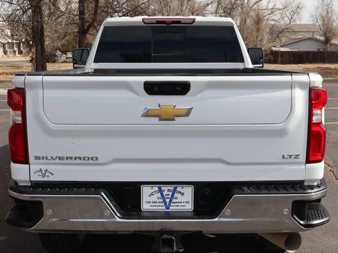 Used 2022 Chevrolet Silverado 3500 LTZ w/ LTZ Plus Package image 6