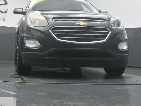 Used 2017 Chevrolet Equinox LT w/ Convenience Package image 3