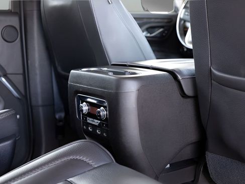 Used 2021 GMC Yukon XL Denali w/ Denali Ultimate Package AWD/4WD image 82
