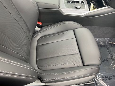 Used 2025 BMW 330i xDrive Sedan w/ Premium Package image 23