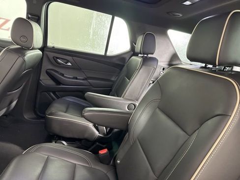 Used 2023 Chevrolet Traverse Premier w/ Redline Edition image 13