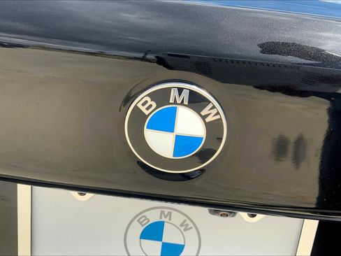 Used 2023 BMW 530i w/ Premium Package image 59