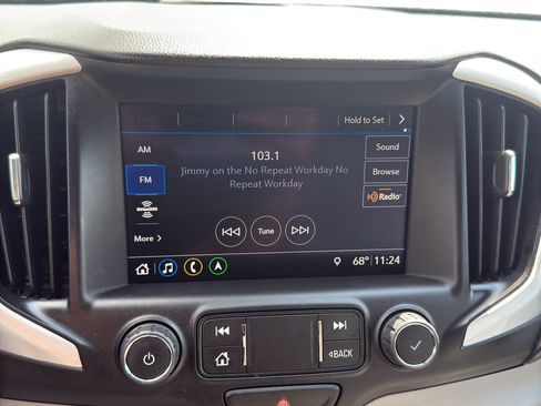 Certified 2020 GMC Terrain SLT w/ Preferred Package AWD/4WD image 18