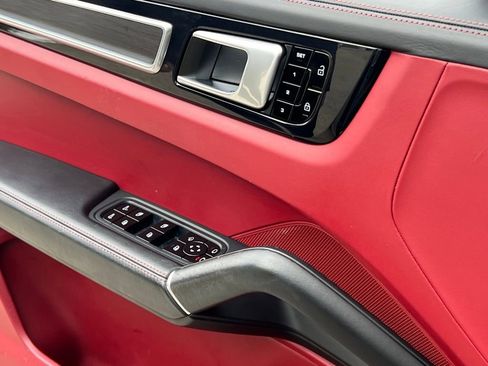 Used 2021 Porsche Cayenne GTS w/ Premium Package Plus image 30