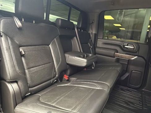 Used 2020 GMC Sierra 2500 Denali w/ Denali Ultimate Package image 27