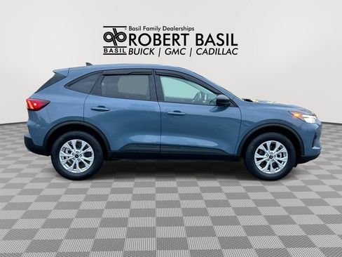 Used 2025 Ford Escape Active w/ Cold Weather Package AWD/4WD image 9