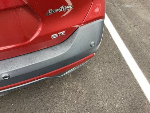 Used 2020 Nissan Kicks SR FWD image 17