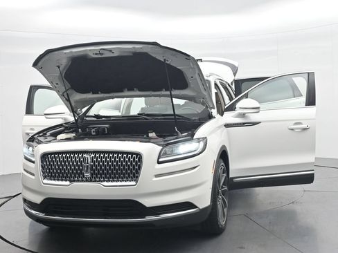 Used 2022 Lincoln Nautilus Reserve w/ Equipment Group 201A AWD/4WD image 49