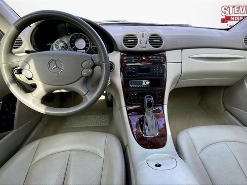 Used 2004 Mercedes-Benz CLK 320 Coupe image 7