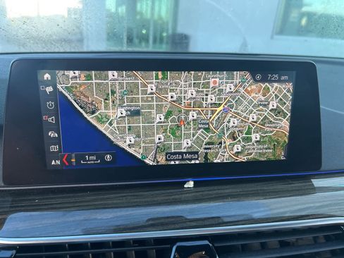 Used 2019 BMW 530e image 28