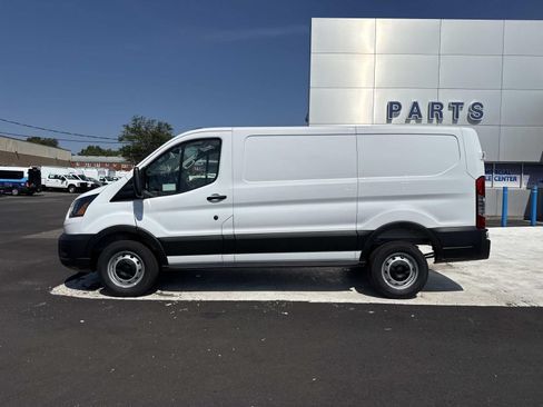 New 2026 Ford Transit 250 Low Roof w/ Load Area Protection Package RWD image 6