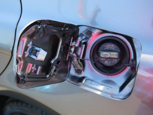 Used 2023 Toyota Camry SE image 21