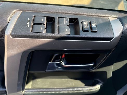 Used 2021 Toyota 4Runner Trail Special Edition AWD/4WD image 11