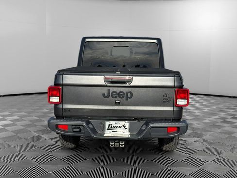 Used 2023 Jeep Gladiator Willys image 6