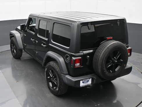 Used 2022 Jeep Wrangler Unlimited Sport AWD/4WD image 34