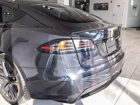 Used 2024 Tesla Model S Plaid image 14