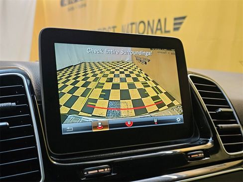 Used 2016 Mercedes-Benz GLE 350 w/ Premium Package image 24