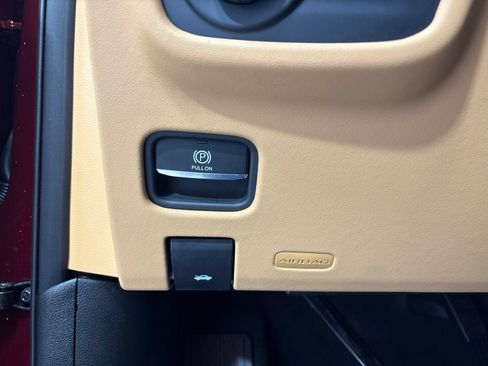 Used 2025 Jeep Grand Cherokee Summit AWD/4WD image 67
