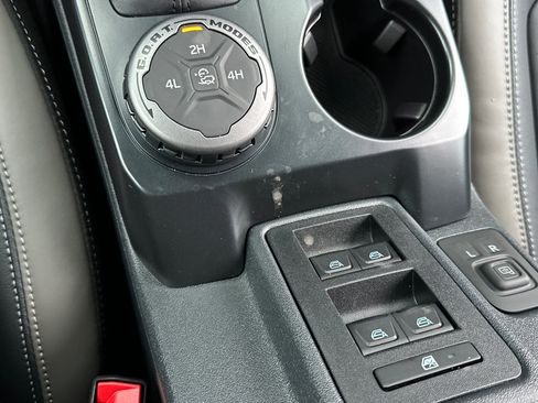 New 2025 Ford Bronco Outer Banks image 33