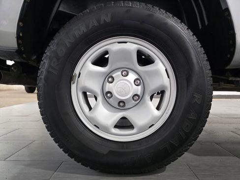 Used 2022 Toyota Tacoma SR AWD/4WD image 24