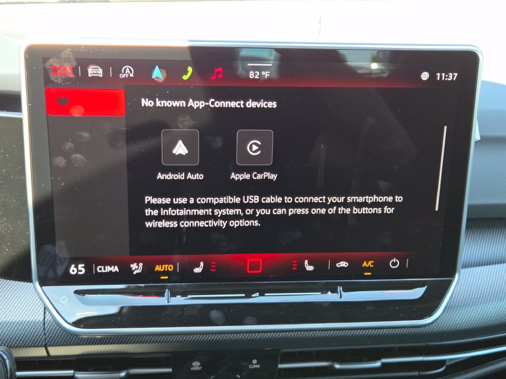 New 2026 Volkswagen GTI SE FWD image 5