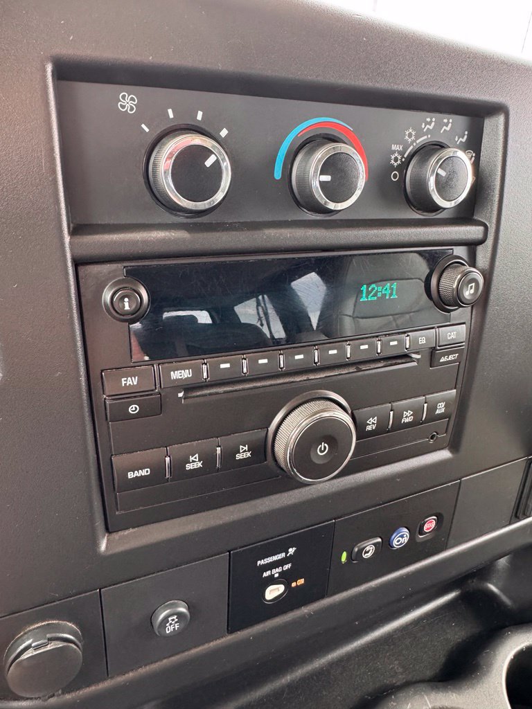 Used 2019 Chevrolet Express 2500 LS RWD image 14