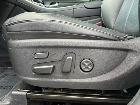Used 2021 Hyundai Santa Fe Limited AWD/4WD image 14