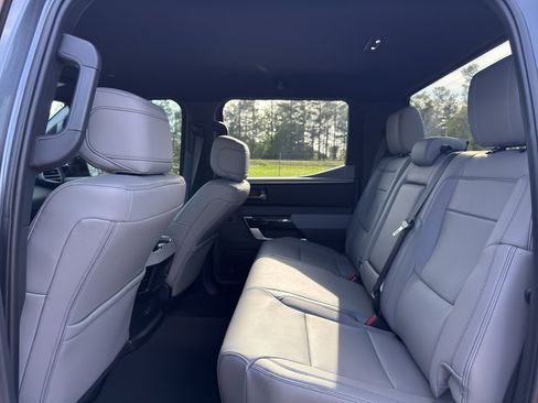 Used 2026 Toyota Tundra Limited AWD/4WD image 14