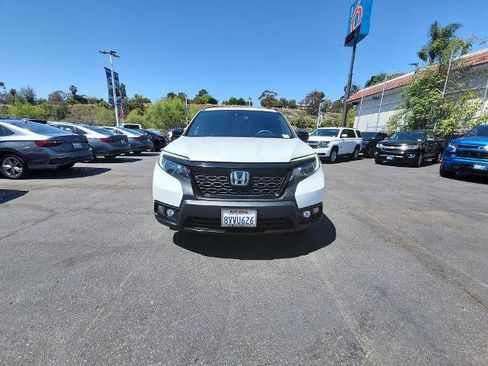 Used 2021 Honda Passport Sport image 3