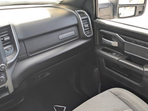 Used 2024 RAM 2500 Big Horn image 18