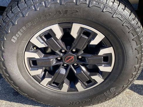 Used 2024 Nissan Frontier PRO-4X w/ Off-Road Protection Package AWD/4WD image 26