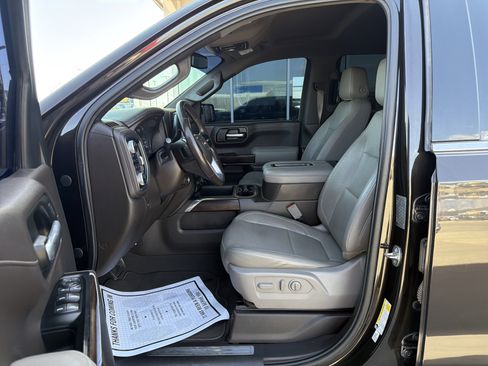 Used 2019 GMC Sierra 1500 SLT w/ SLT Premium Package AWD/4WD image 13