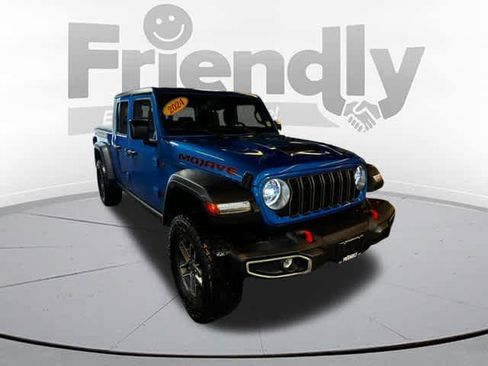 Used 2024 Jeep Gladiator Mojave w/ Technology Group image 3