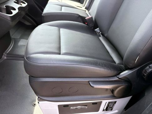 Used 2026 Mercedes-Benz Sprinter 2500 image 17