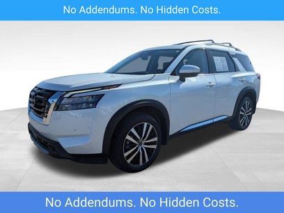 Used 2025 Nissan Pathfinder Platinum w/ Cargo Package