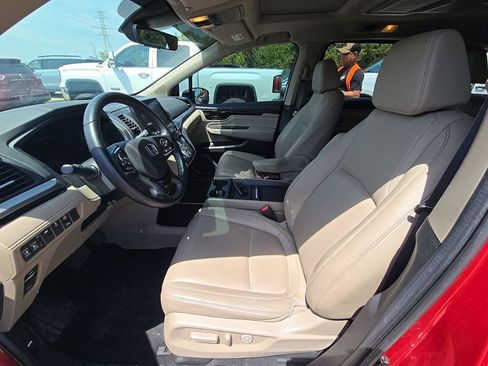 Used 2022 Honda Odyssey Touring image 7