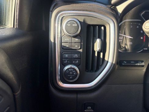 Used 2021 GMC Sierra 1500 AT4 w/ AT4 Premium Package image 10