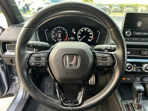 Used 2023 Honda Civic Sport image 18