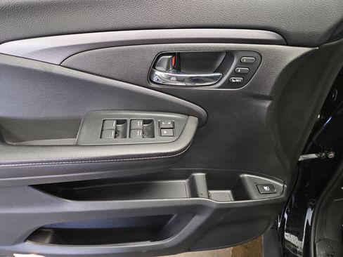 Used 2023 Honda Ridgeline RTL-E image 7