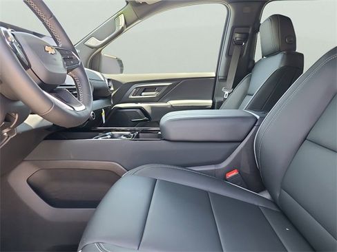 New 2026 Chevrolet Silverado EV LT image 21
