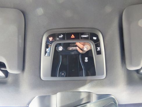 Used 2025 Polestar Polestar 3 AWD/4WD image 29