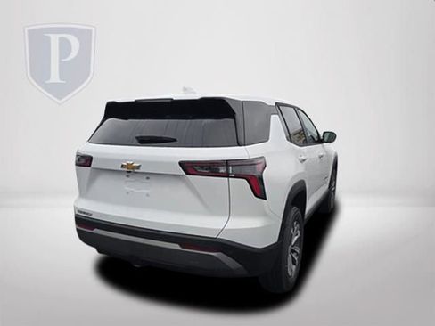 New 2026 Chevrolet Equinox LT FWD image 7