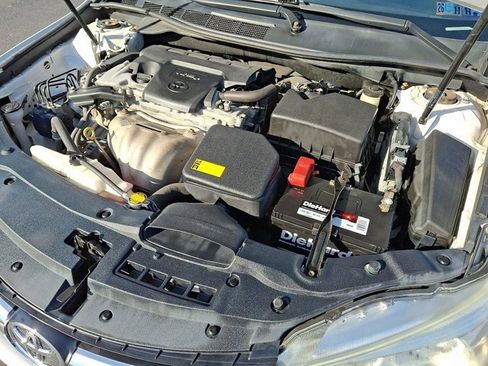 Used 2015 Toyota Camry XLE image 31