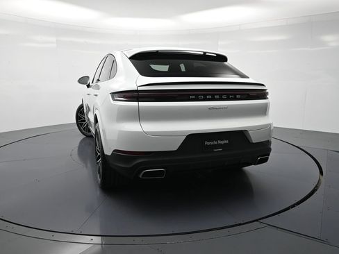 Certified 2026 Porsche Cayenne Coupe AWD/4WD image 27