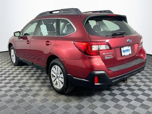 Used 2019 Subaru Outback 2.5i AWD/4WD image 4