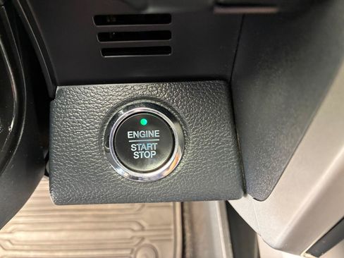 Used 2022 Ford F350 Lariat w/ Lariat Ultimate Package AWD/4WD image 30
