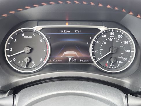 Used 2025 Nissan Sentra SR w/ Trunk Package FWD image 17